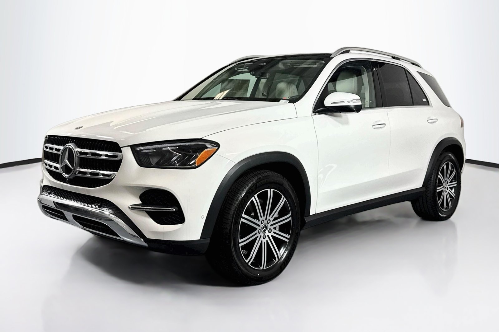 New 2026 Polar White Mercedes-Benz GLE 350 image 1