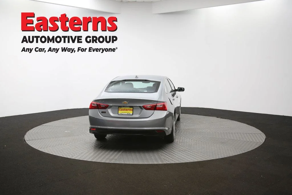 Used 2023 Gray Chevrolet LT image 37