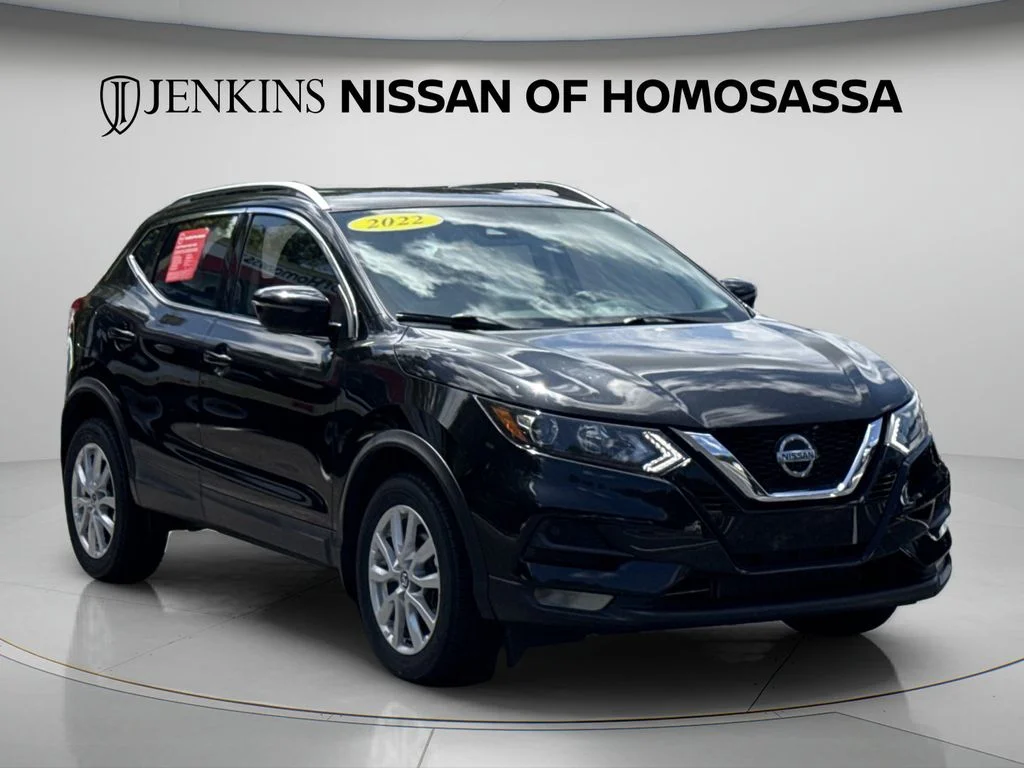 Used 2022 Black Nissan SV image 1