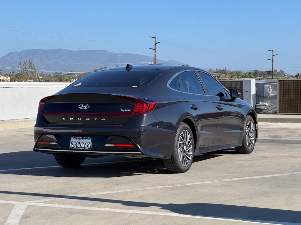 Used 2023 Blue Hyundai SEL image 32
