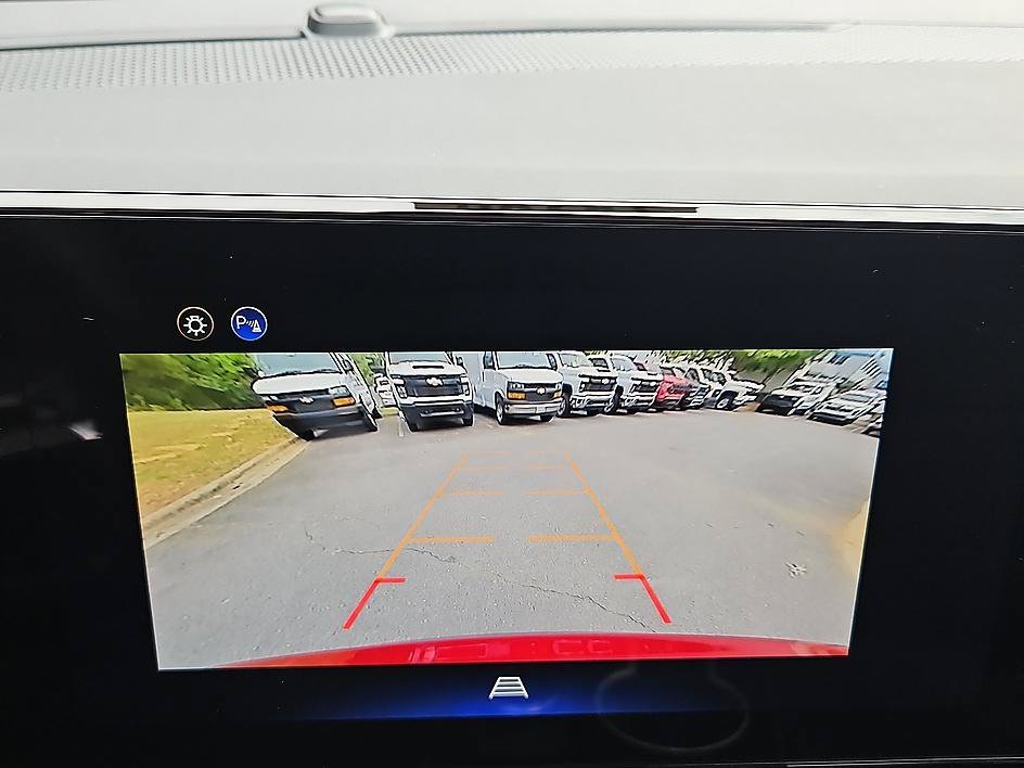2026 Chevrolet Equinox LT - Photo 18
