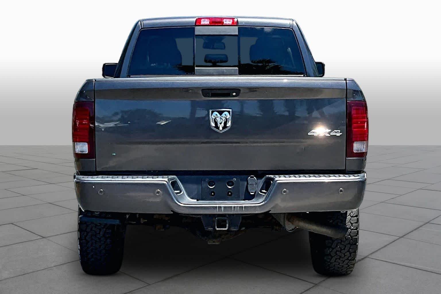 Used 2018 Granite Crystal Metallic Clearcoat Ram Laramie image 5
