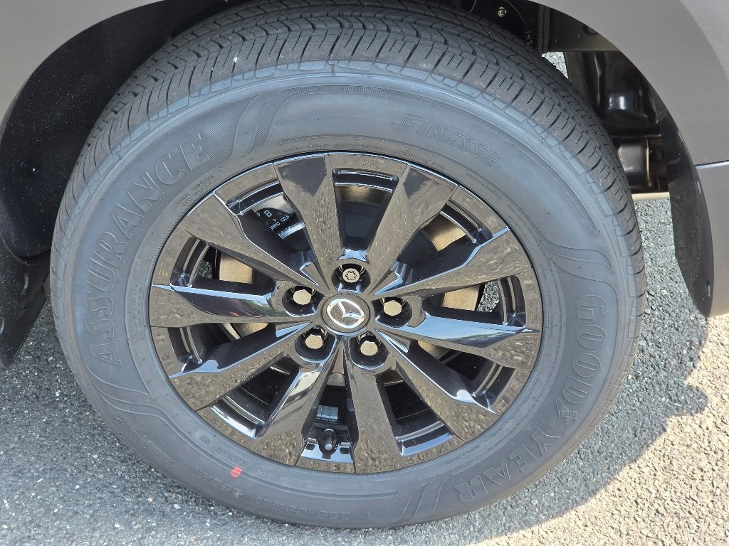 New 2026 Wind Chill Pearl Mazda Preferred image 4