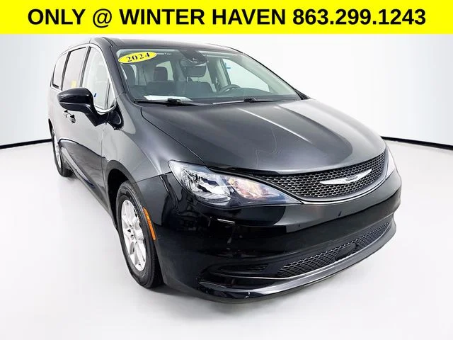 2024 Chrysler Voyager LX