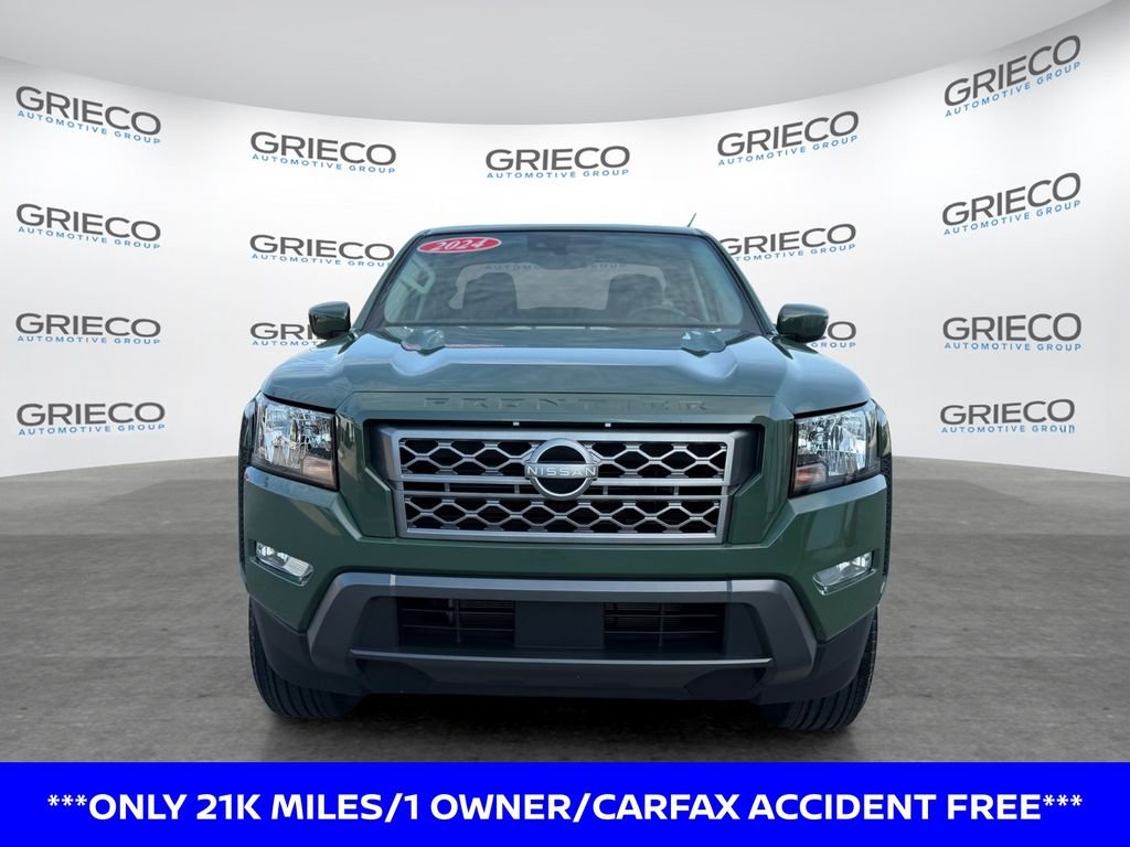 Used 2024 Green Nissan SV image 2