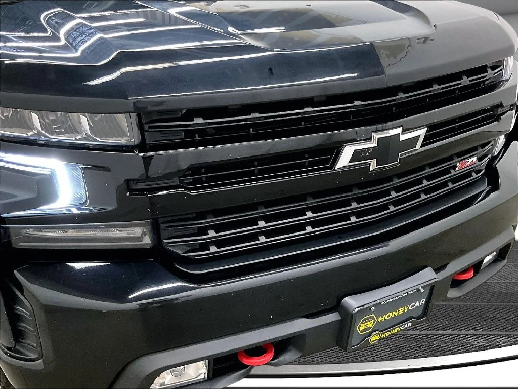 Used 2020 Gray Chevrolet LT Trail Boss image 32