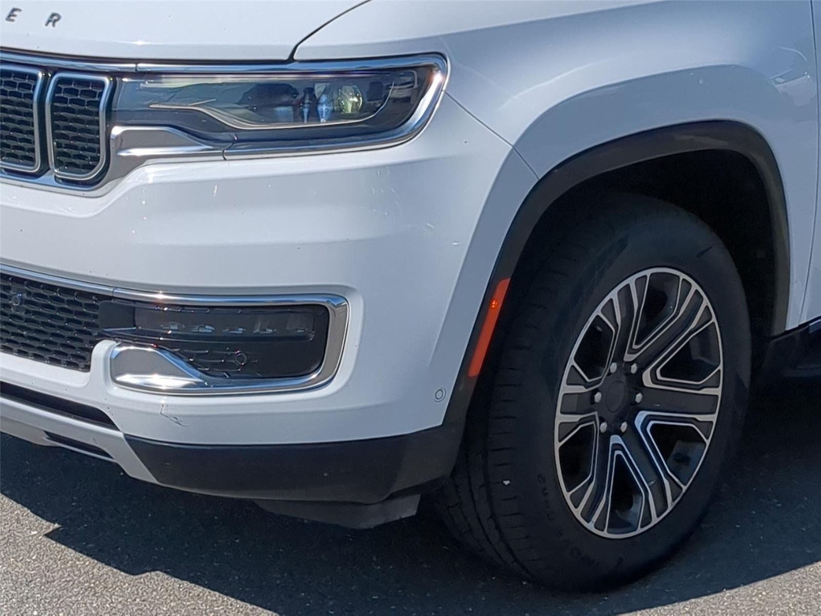 Used 2024 Bright White Clearcoat Jeep Series II image 9