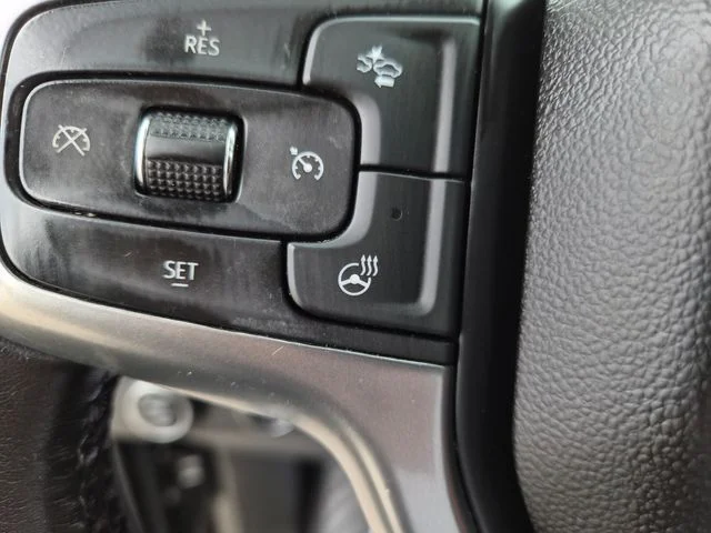 Used 2022 Black Chevrolet RST image 19