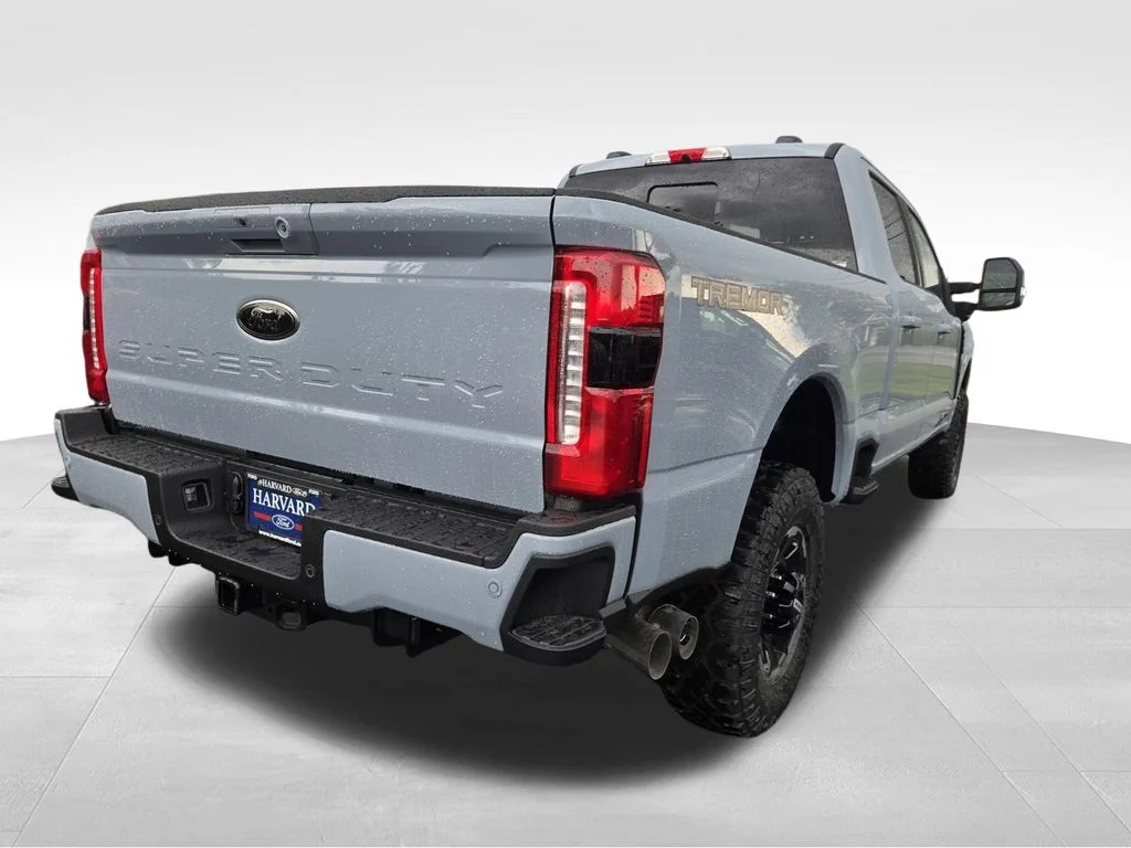New 2026 Glacier Gray Metallic Tri-Coat Ford F-250® Lariat® image 3