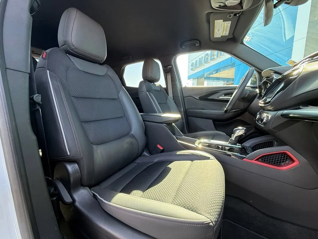 Used 2023 SUMMIT WHITE Chevrolet RS image 15