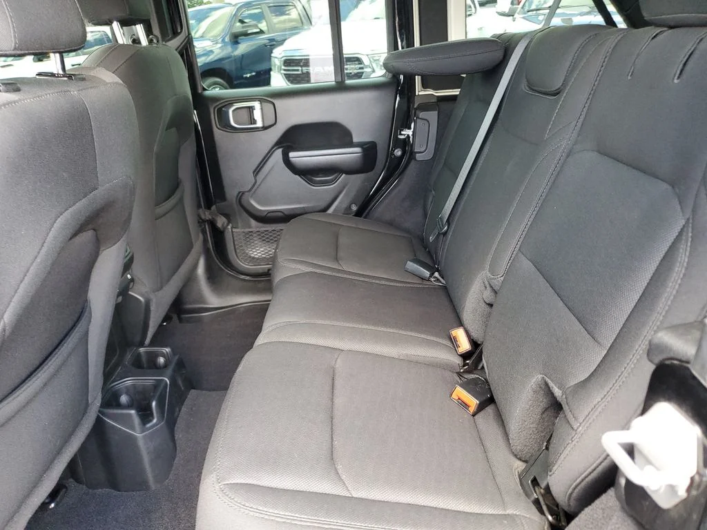 Used 2021 Black Jeep Unlimited Sport Altitude image 11
