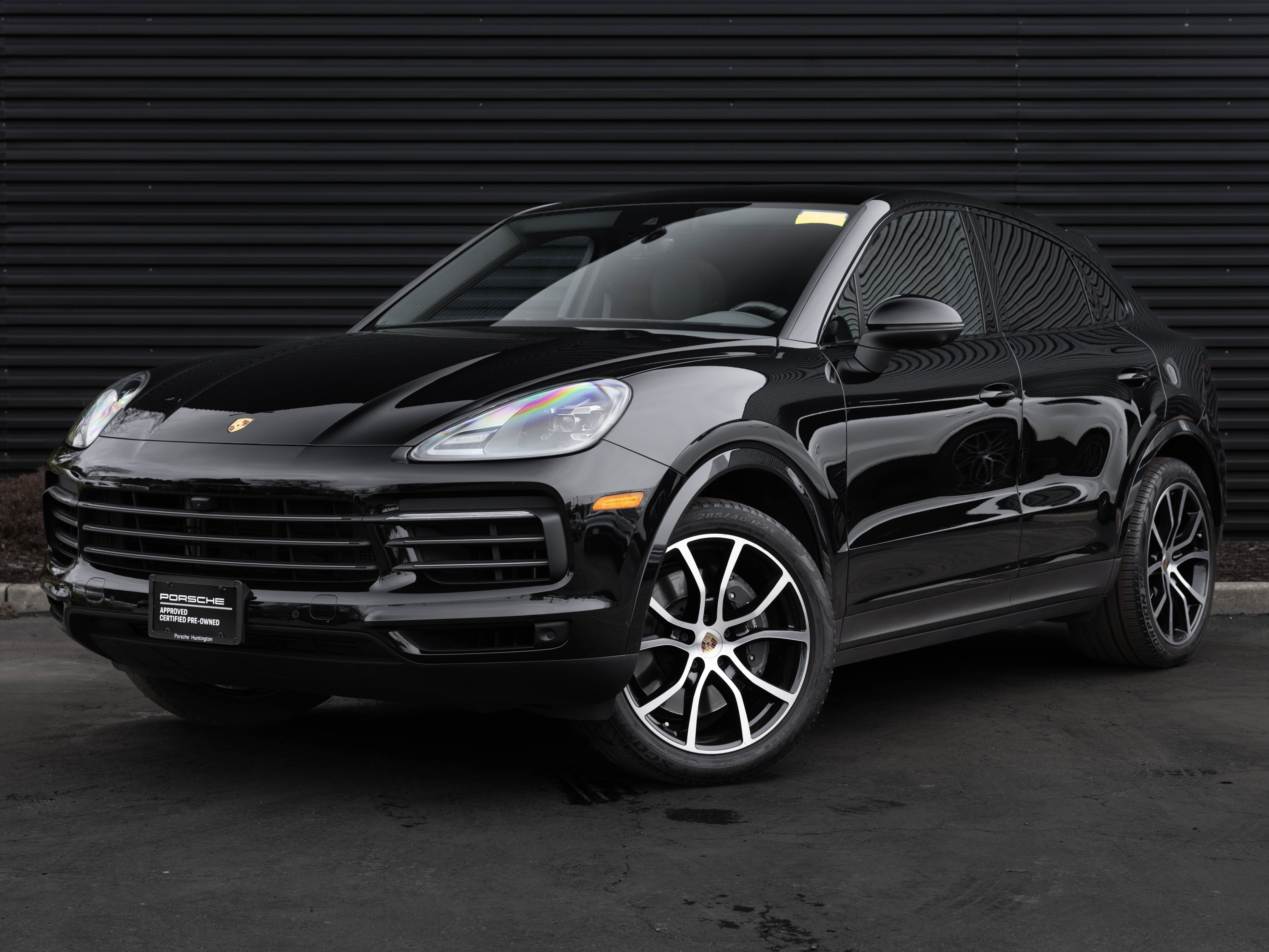 2023 Porsche Cayenne Coup Platinum Edition