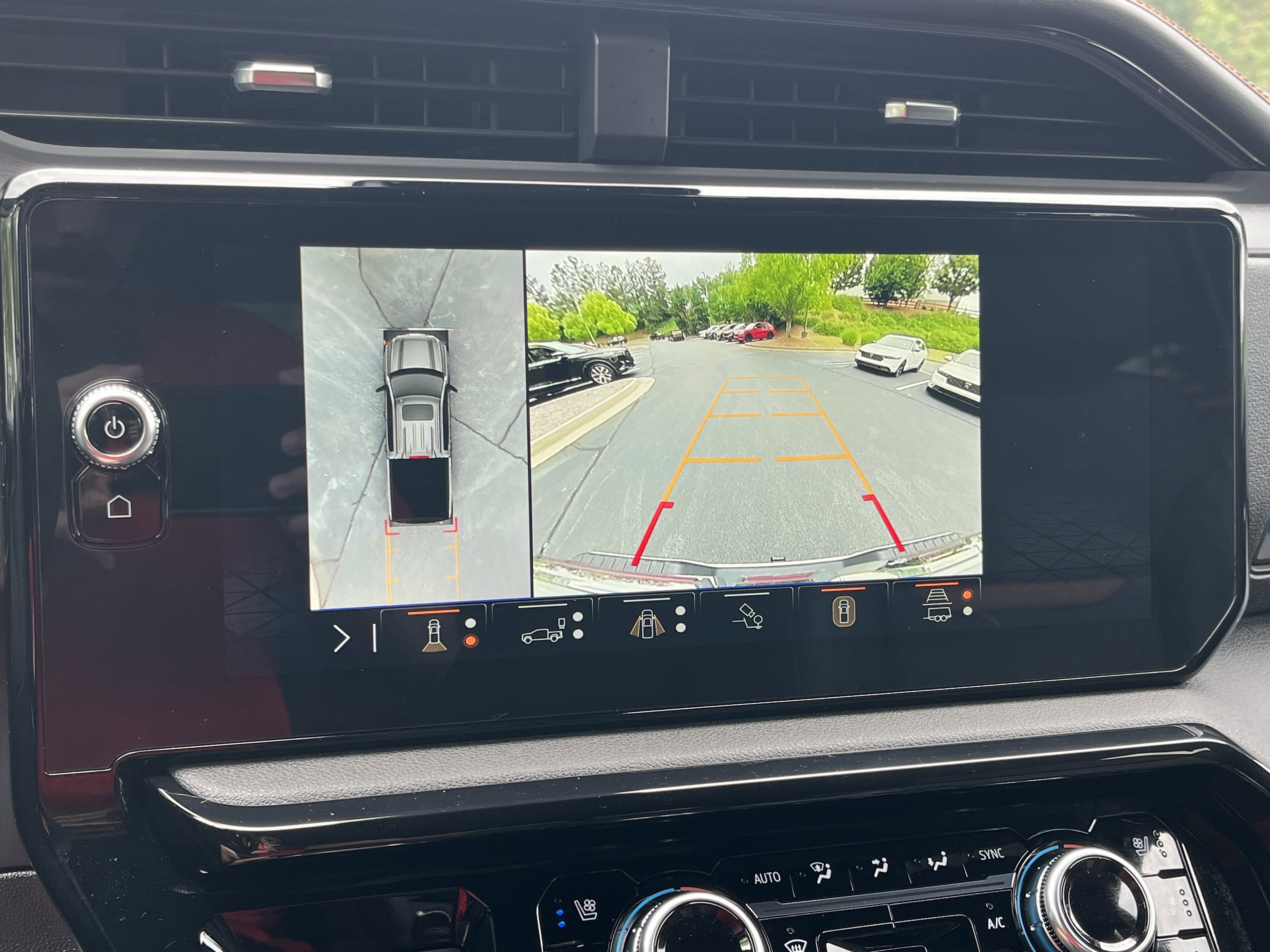 Used 2025 Summit White GMC AT4 image 6