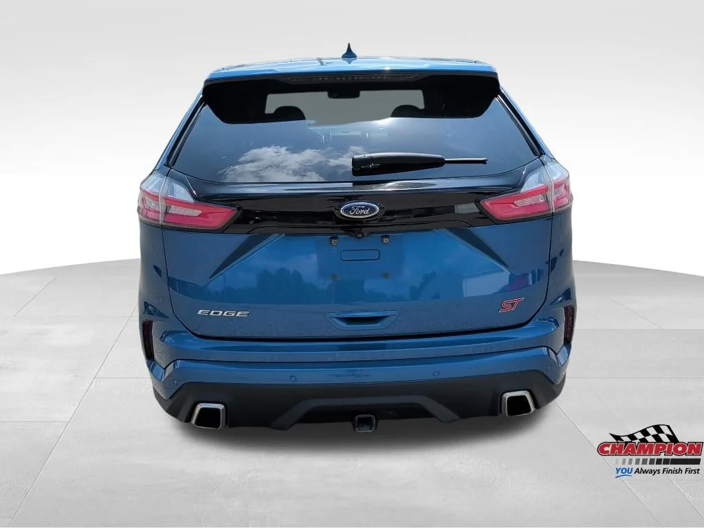 Used 2019  Ford ST image 11
