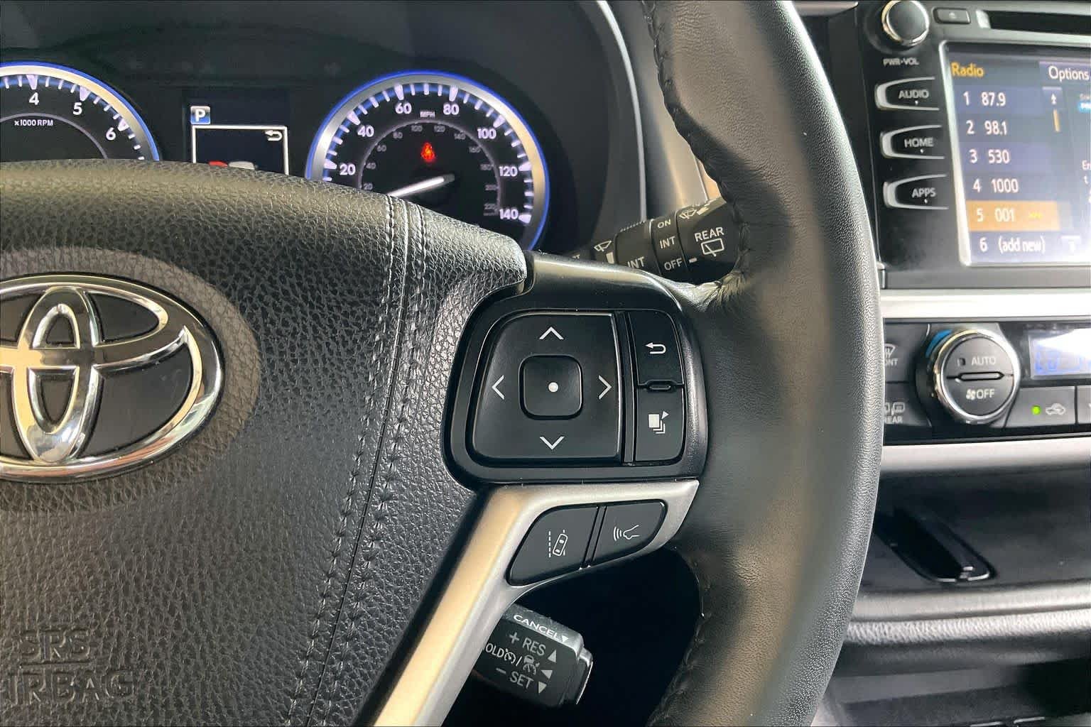 Used 2019 Predawn Gray Mica Toyota SE image 22