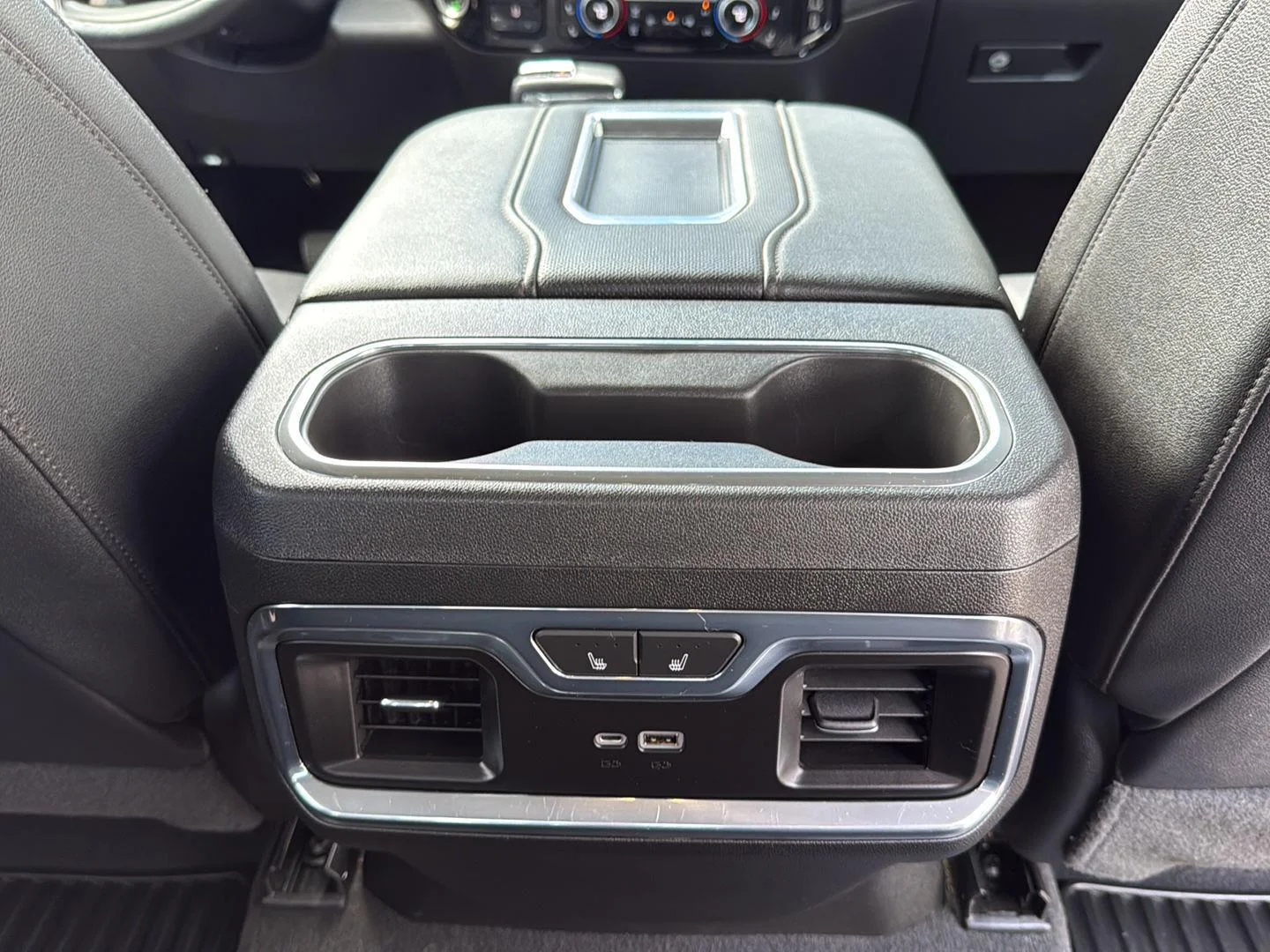 Used 2022 Summit White Chevrolet LTZ image 32