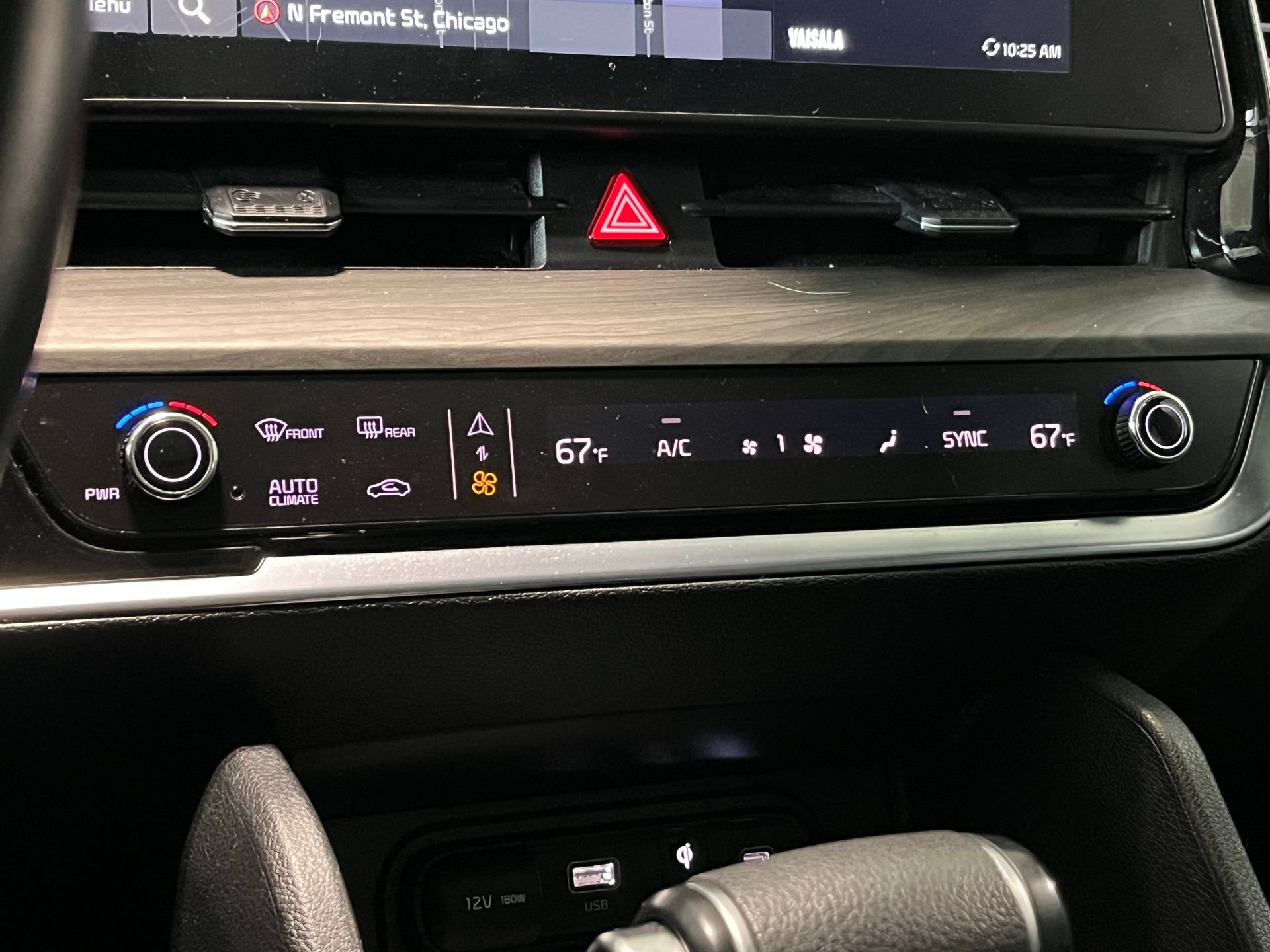 Used 2024 Green Kia X-Line image 24