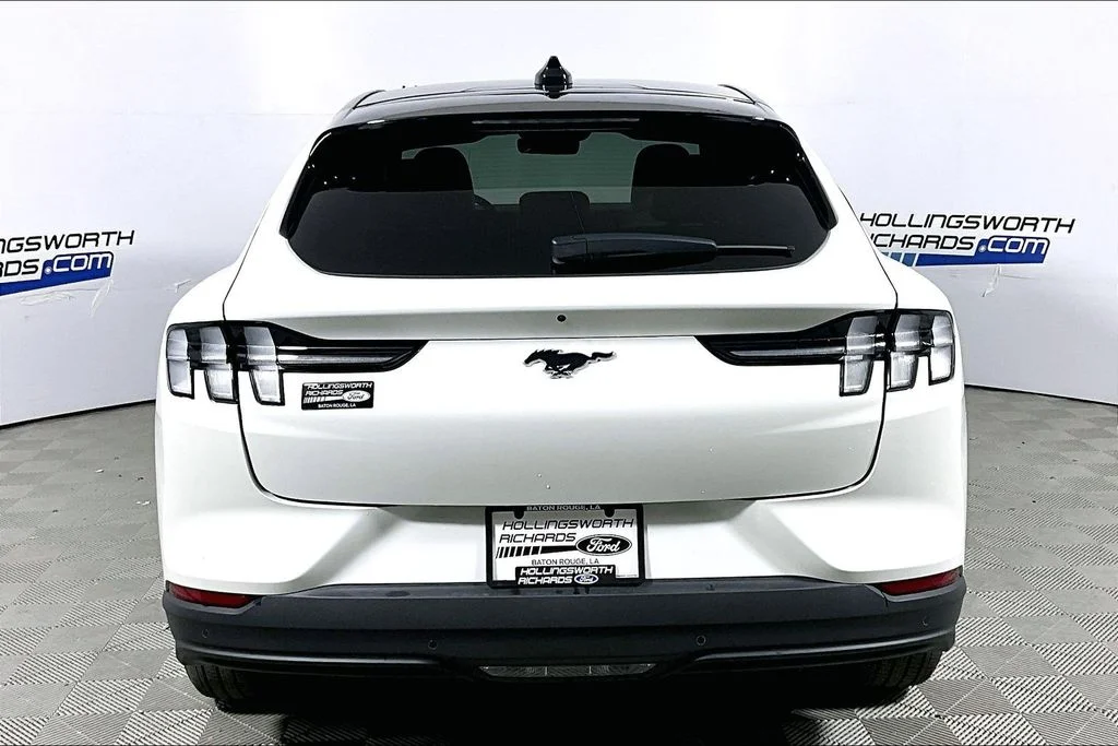 New 2026 Star White Metallic Tri-coat Ford Premium image 4