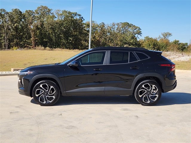 2026 Chevrolet Trax photo 3