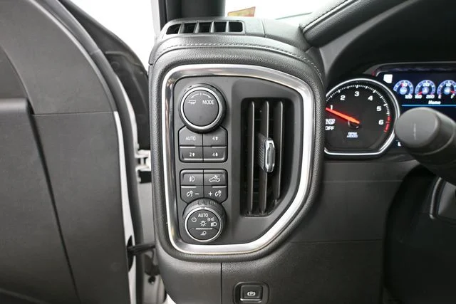 Used 2020 Beige Chevrolet High Country image 30