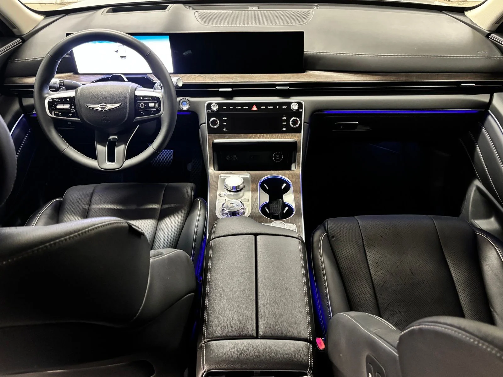 Used 2025 Silver Genesis 3.5T Advanced image 12