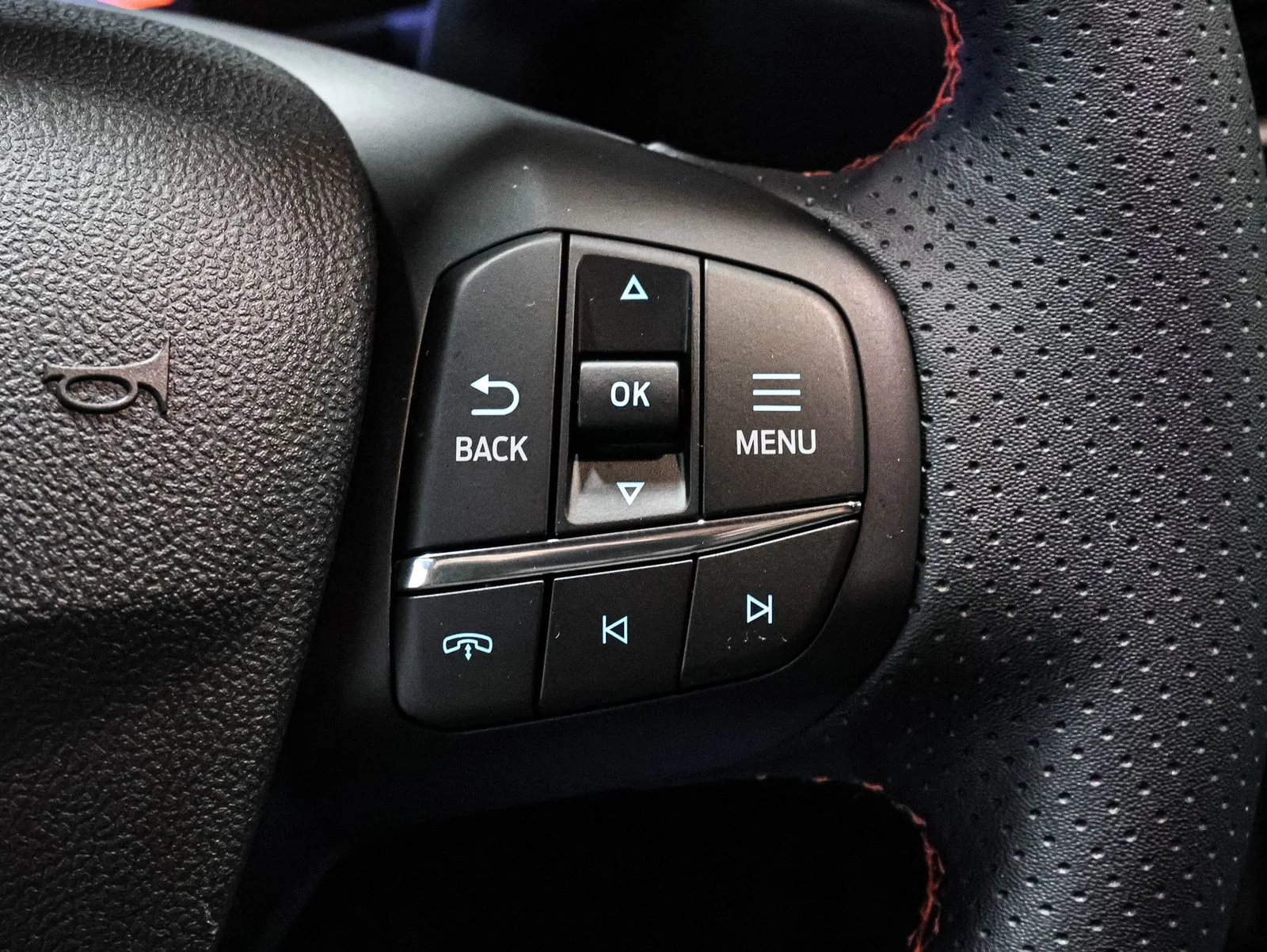 2026 Ford Escape ST-Line - Photo 35