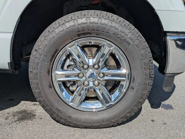 Certified Used 2024 Avalanche Ford XLT image 11