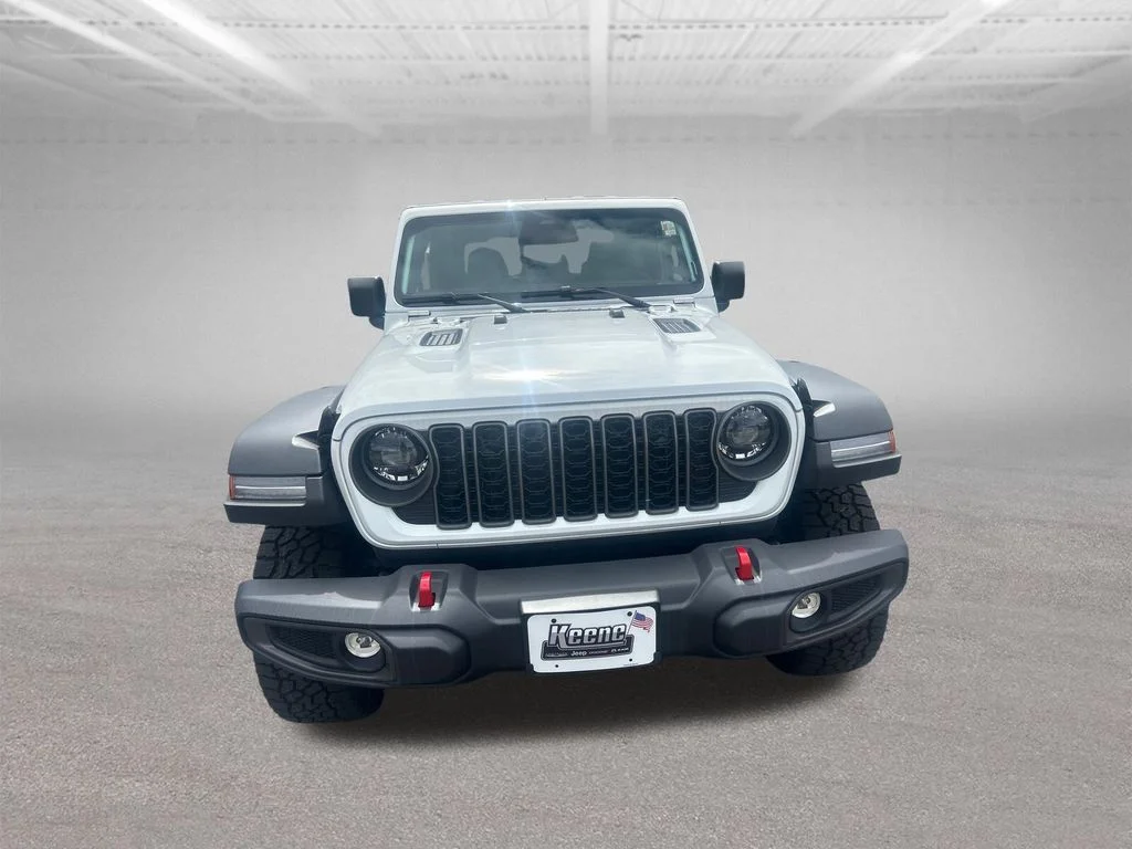 New 2026 Bright White Clear-Coat Exterior Paint Jeep Rubicon image 9