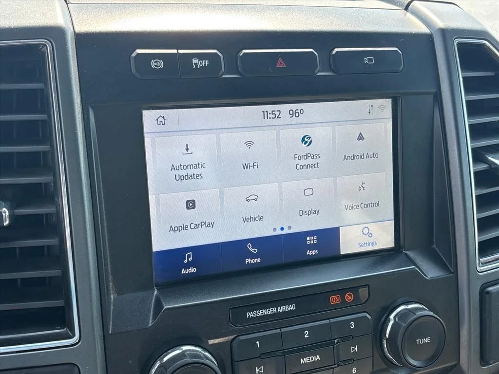 Used 2021 Oxford White Ford XLT image 40