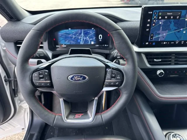 New 2026 Star White Metallic Tri-Coat Ford ST image 21