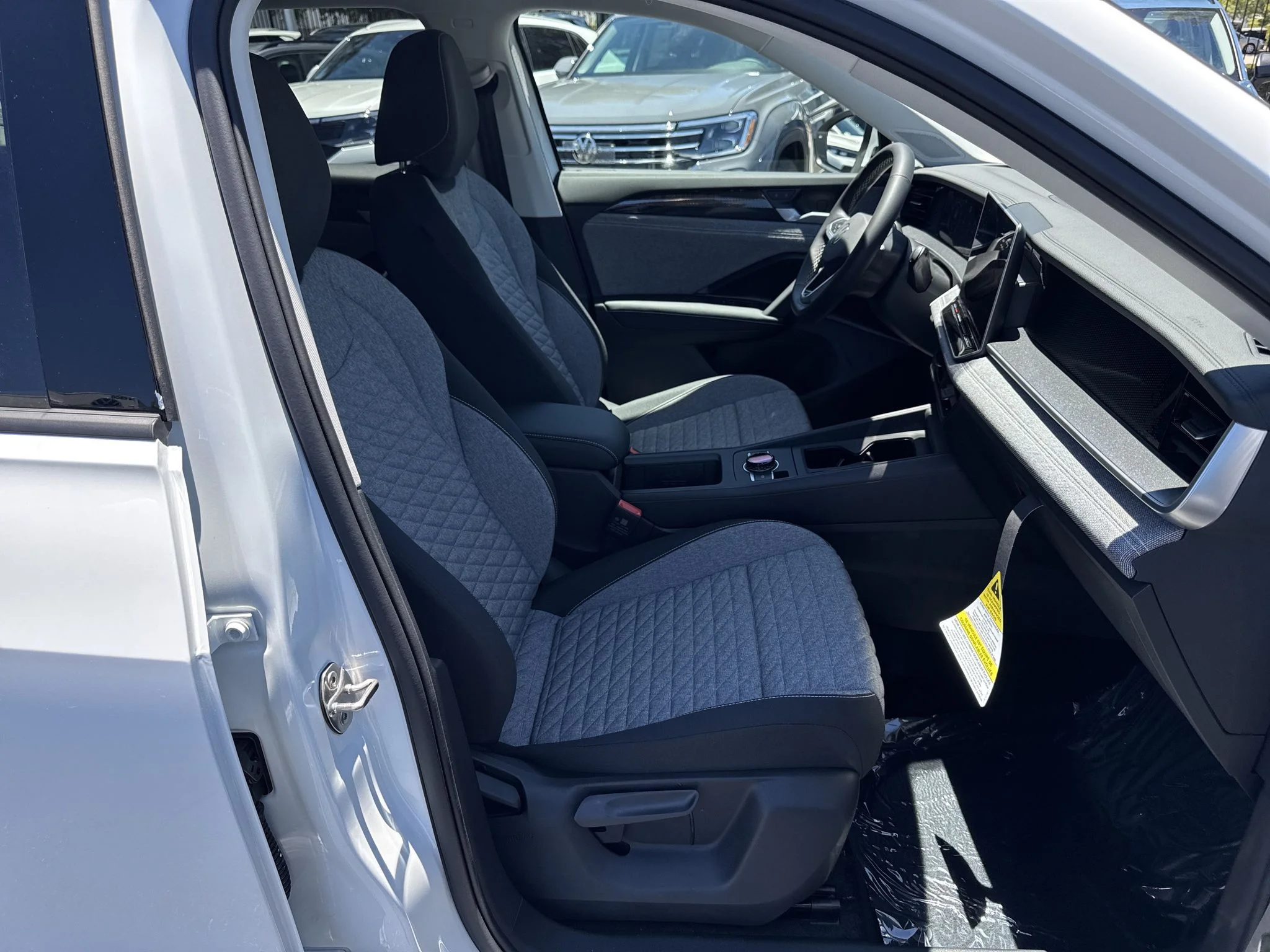 New 2026 Pure White Volkswagen S image 19
