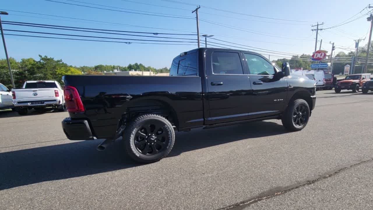 New 2026 Diamond Black Crystal Pearlcoat Ram Laramie image 4