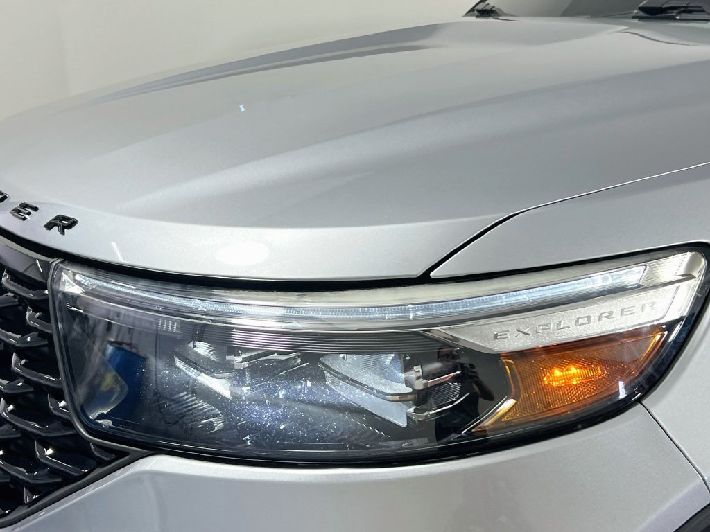 2022 Ford Explorer ST-LINE - Photo 1