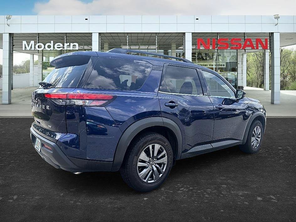 Certified Used 2024 Deep Ocean Blue Pearl Nissan SV image 5