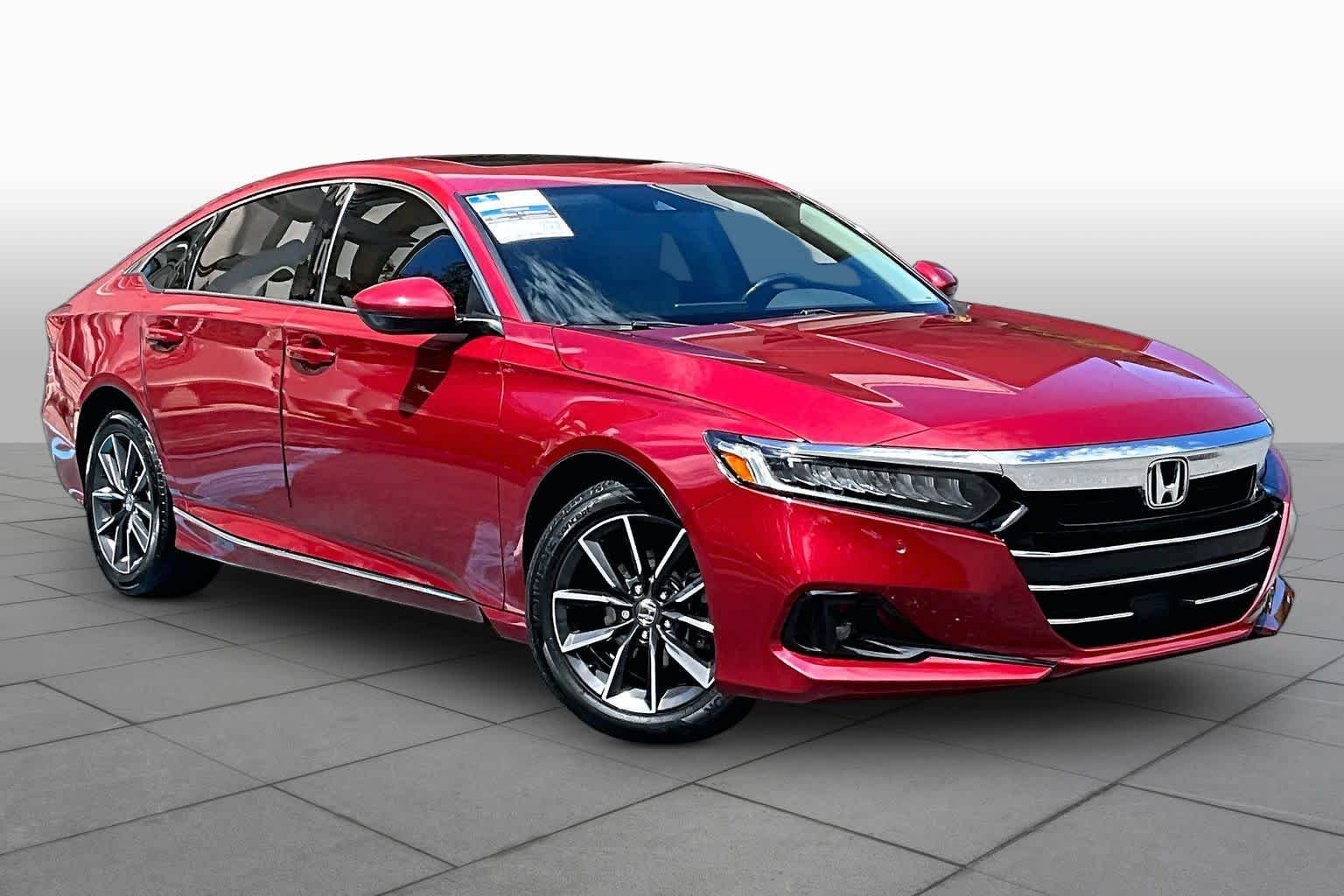 Used 2021 Radiant Red Metallic Honda EX-L image 3