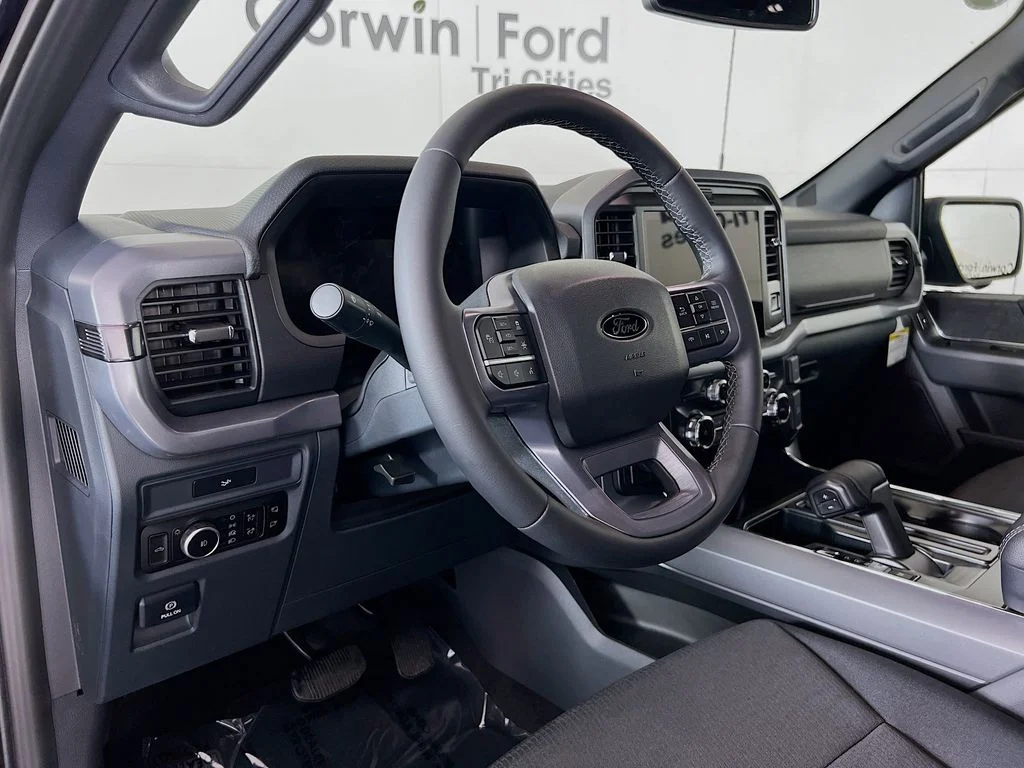 New 2026 Antimatter Blue Metallic Ford XLT image 3