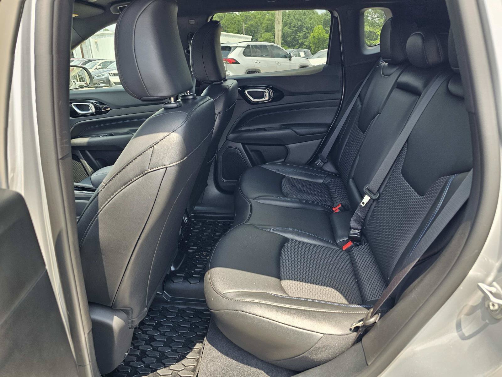 2026 Jeep Compass Latitude Altitude - Photo 30