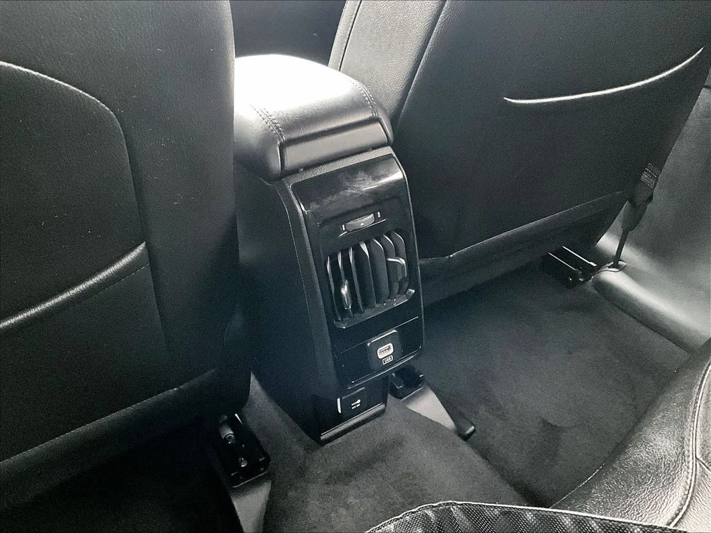 Used 2025 White Jeep Limited image 13