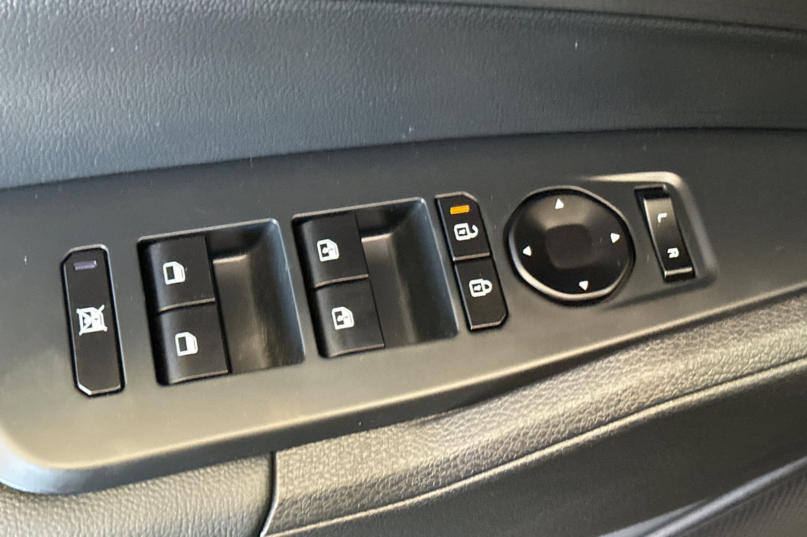 Used 2026 Black Kia EX image 12