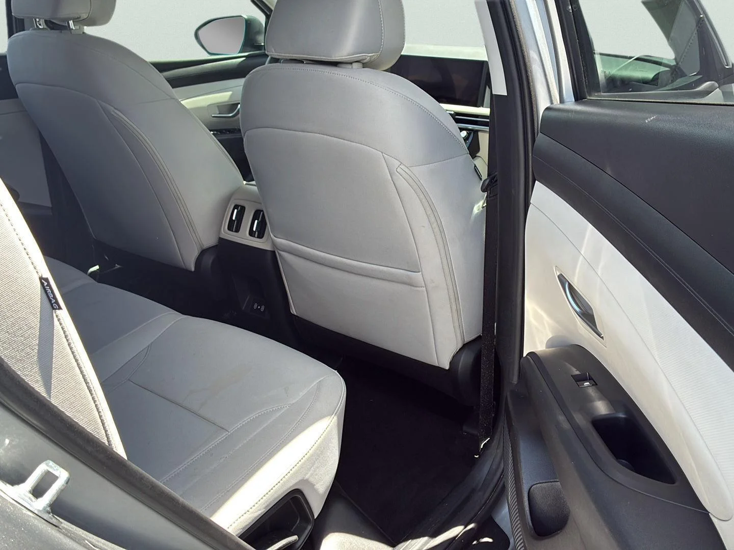 Used 2025 Shimmering Silver Hyundai SEL image 7