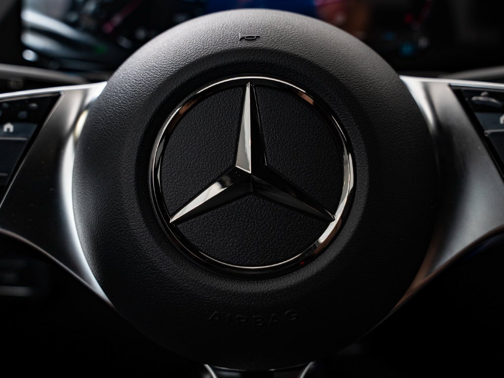 New 2026 Polar White Mercedes-Benz GLA 250 image 29