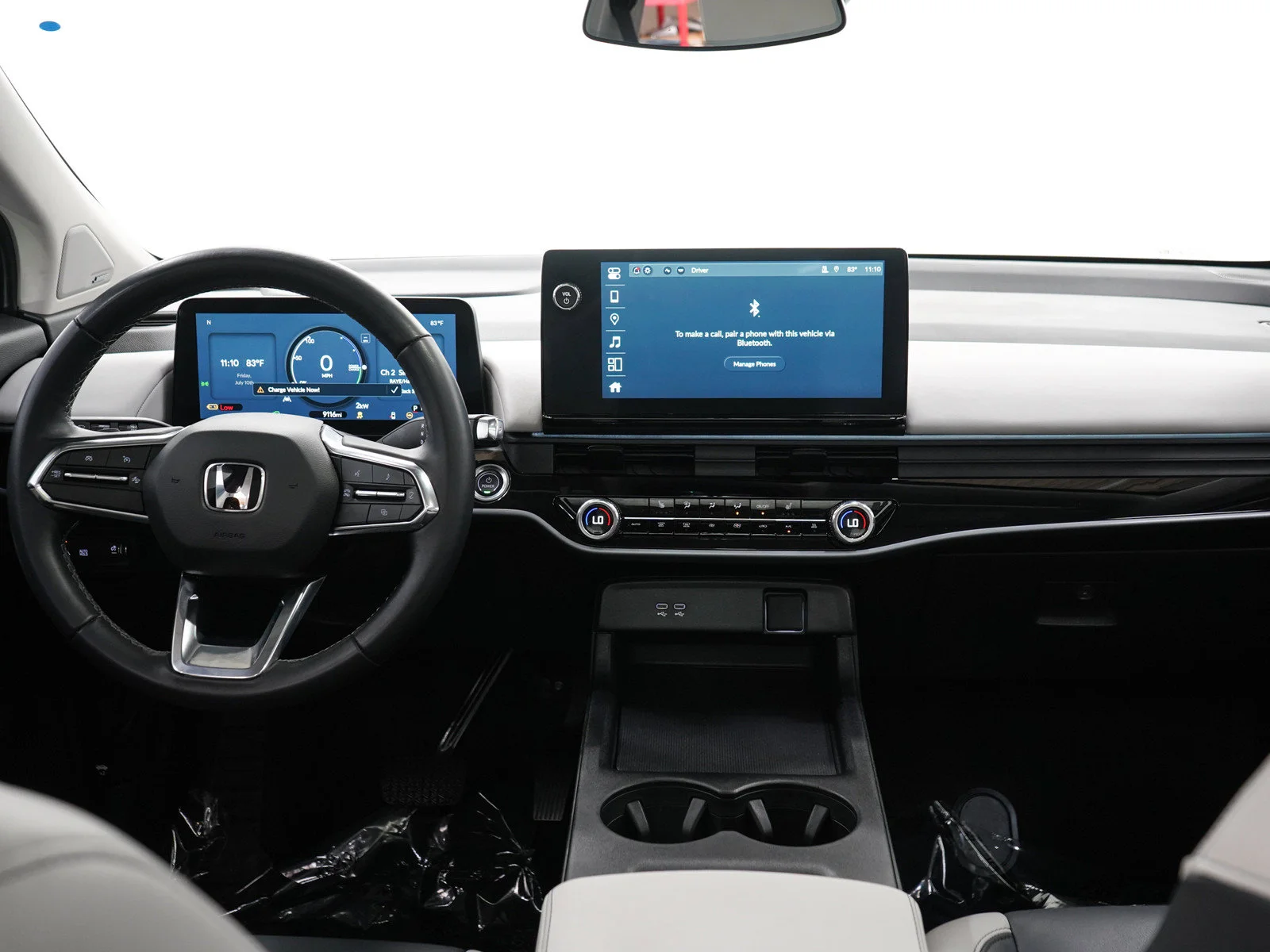 Used 2025 Snowfall Pearl Honda Touring image 16