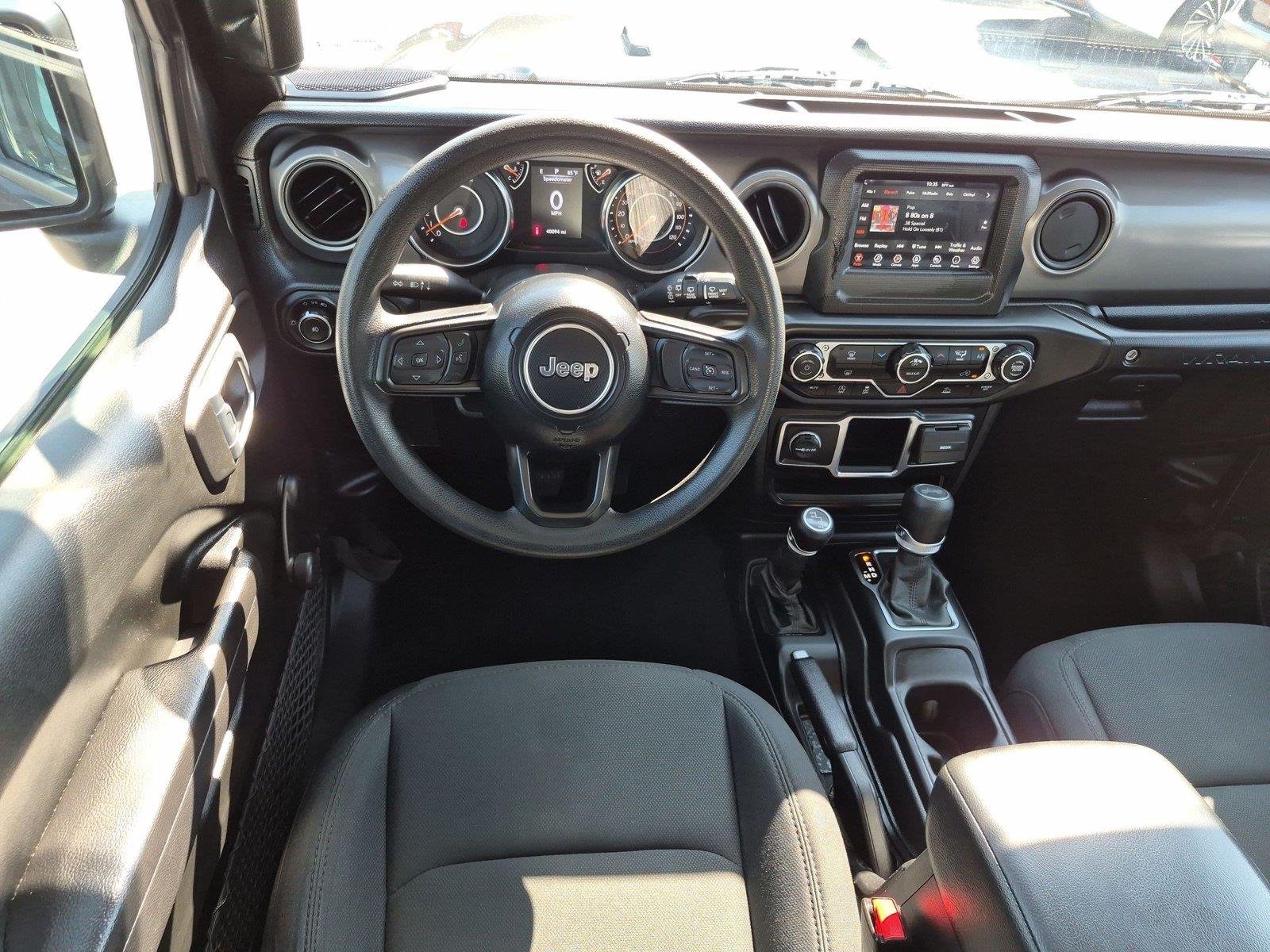 Used 2022 Granite Crystal Metallic Clearcoat Jeep Unlimited Sport image 27