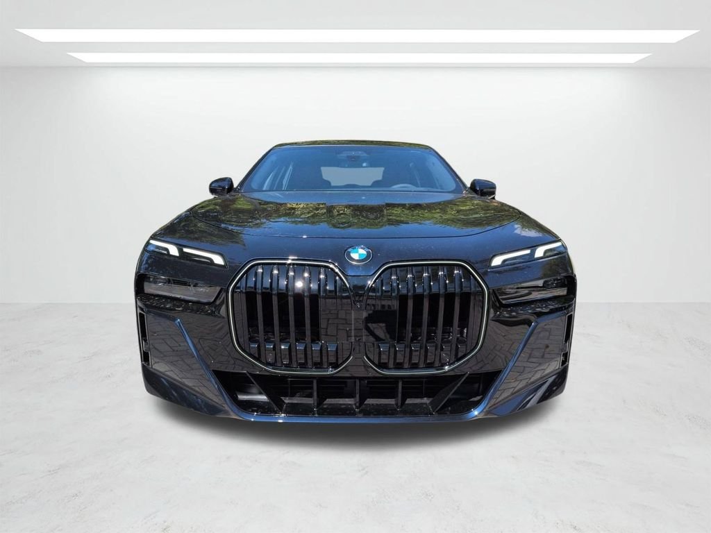 New 2026 Carbon Black Metallic BMW 760i xDrive image 9
