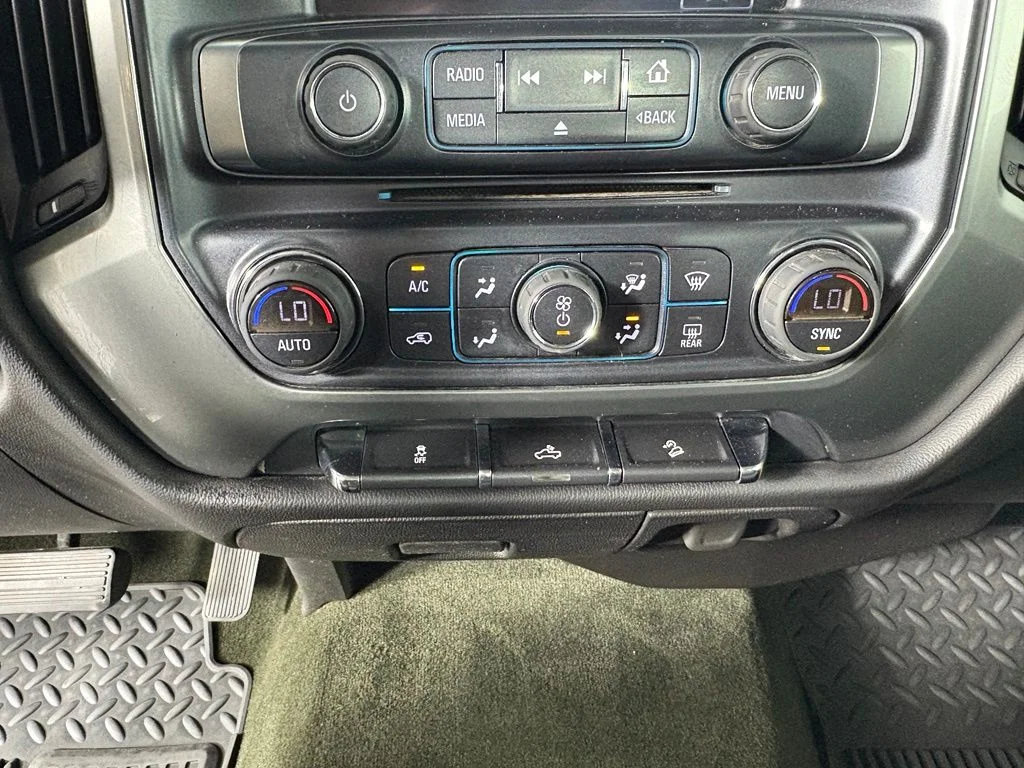 Used 2017 Pepperdust Metallic Chevrolet LT image 23