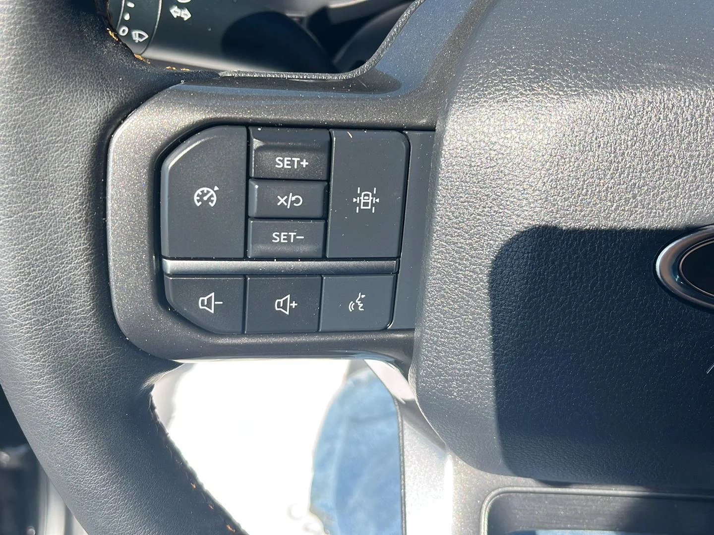 2023 Ford F-150 Tremor - Photo 11