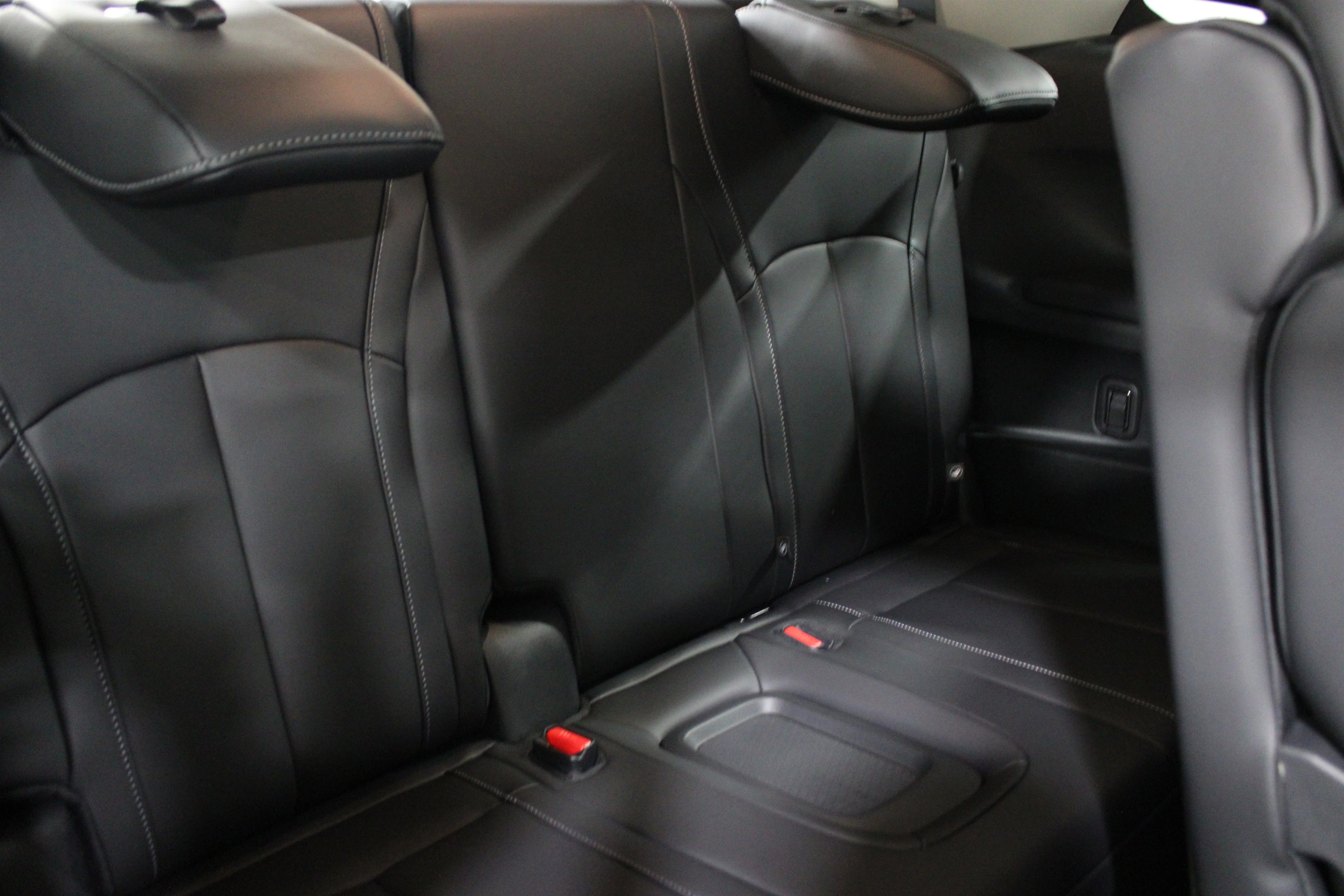2027 INFINITI QX60 LUXE - Photo 25