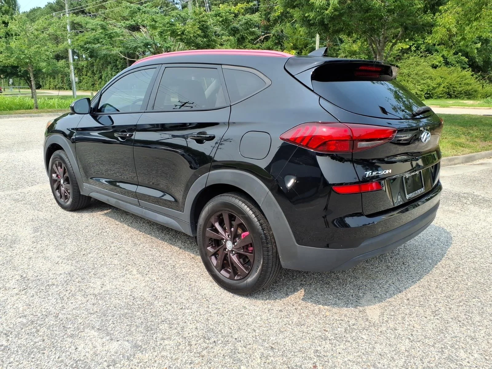 Used 2020 Black Noir Pearl Hyundai Value image 8