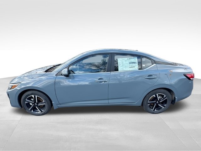 Used 2025 Gray Nissan SV image 6