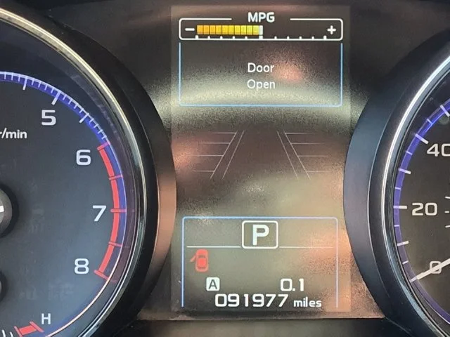 Used 2019 Green Subaru 2.5i Premium image 20